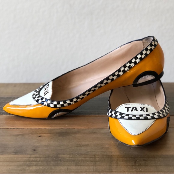 kate spade Shoes - Kate Spade 🚕Go Taxi🚕 Patent Pointed Toe Flats